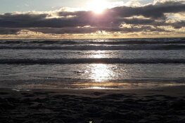 Bebouwing en verstening langs de duinrand gaan maar door