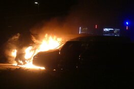 Bestelbus door brand verwoest in Schagen