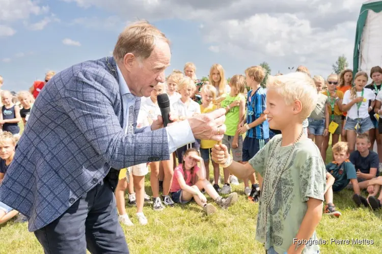 Benoeming van bouwdorp kind-burgemeesters