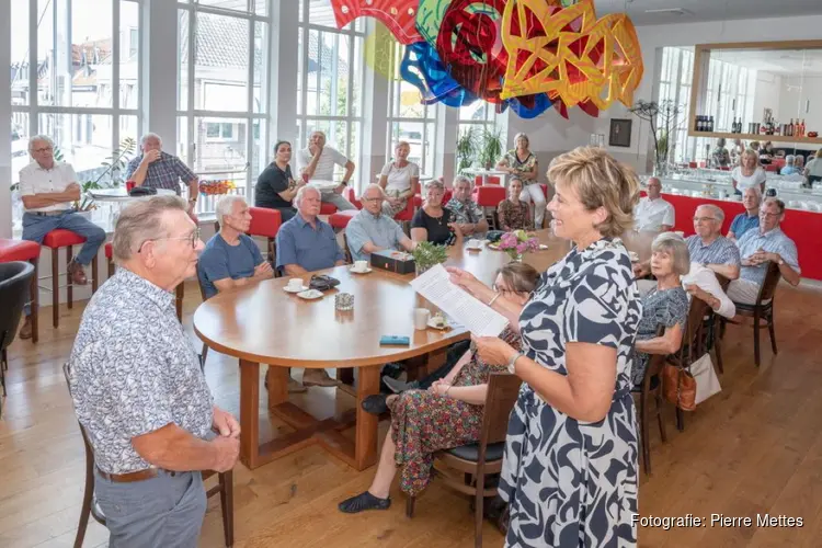 Erepenning van Verdienste voor Henk Kok