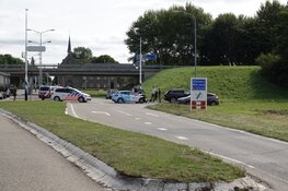 Twee auto&#39;s botsen op elkaar in Nieuwe Niedorp