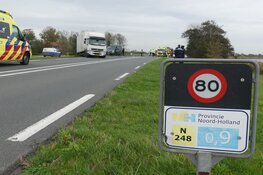 Ernstig ongeval tussen auto en vrachtwagen op N248, vrouw ernstig gewond