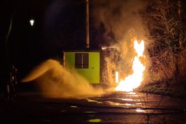 Twee brandjes bij school in Schagen, vermoedelijk brandstichting