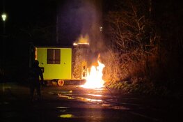 Twee brandjes bij school in Schagen, vermoedelijk brandstichting