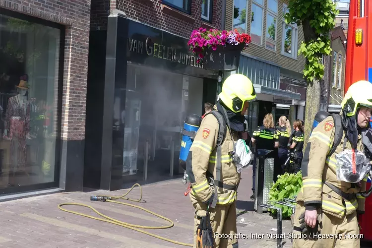 Mistgenerator gaat af bij juwelier in Schagen