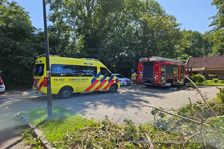 Meisje vast in trap van natuurwater, brandweer ter plekke