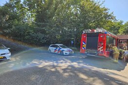 Meisje vast in trap van natuurwater, brandweer ter plekke