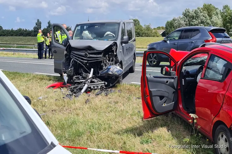Groot ongeluk bij &#39;t Zand, N9 dicht