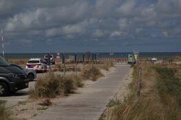 Politieonderzoek bij strandopgang in Petten