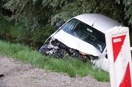 Meerdere gewonden bij frontale botsing in `t Veld