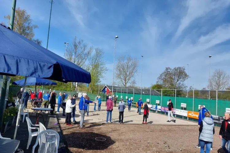 Spek en Bonentoernooi bij Jeu de Boulesvereniging PON