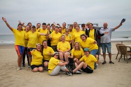 Zevende editie Ketting van Ballonnen 2023 gefinisht na fietstocht van 350 kilometer door Nederland