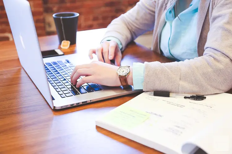 Het verband tussen online marketing en klantloyaliteit: Hoe kun je klanten betrokken houden?
