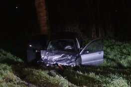 Twee gewonden bij ernstig ongeval op Warmenhuizerweg