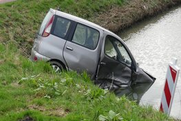 Gewonde en auto te water bij botsing in Sint Maarten