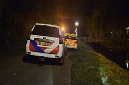 Fietser gewond op fietspad bij botsing met scooter