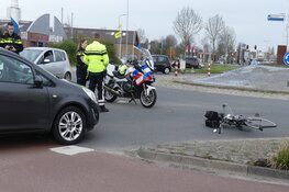 Fietser aangereden op rotonde in Schagen