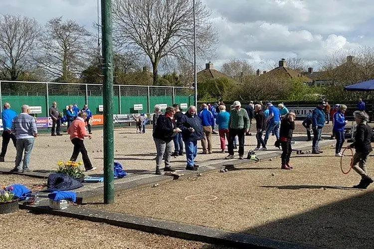 ADAM EN EVA  toernooi bij Jeu de Boules vereniging  PON