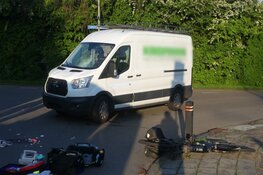 Fietser gewond na aanrijding in Schagen, weg dicht voor sporenonderzoek