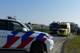 Tractor in sloot Schagen, hulpdiensten massaal ter plaatse