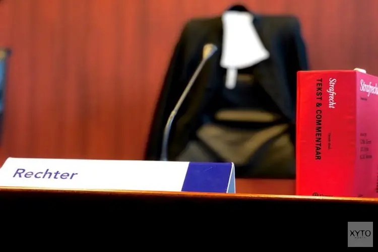 Taakstraf en voorwaardelijke celstraf voor openlijke geweldpleging tegen conducteur in Schagen