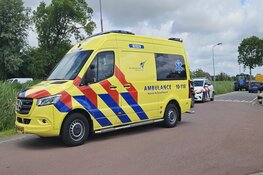 Scooter tegen auto gereden in Schagerbrug