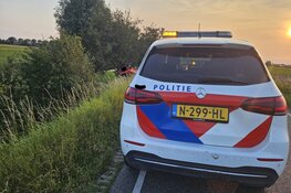 Auto over de kop bij eenzijdig ongeval in Sint Maarten