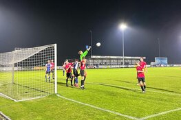 Winkel start competitie met zege op Con Zelo