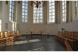 Oude Ursulakerk achter de koorhekken
