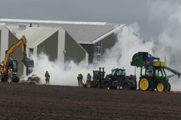 Brand bij agrarisch bedrijf in 't Zand