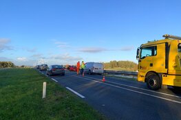 Botsing met drie auto's op N9 bij 't Zand