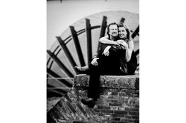 Singer-songwriters Helen Botman & Peter van Vleuten op uitnodiging van VVO in dorpshuis De Kastanjeboom te Dirkshorn