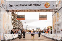 Jubileumeditie met gouden randje voor recordbreker Haven Hailu en Samuel Barata