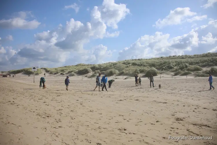Strandschoonmaak zondag 20 april in Petten!