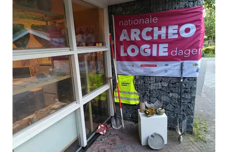 Open vondstendag in Schagen tijdens Nationale Archeologiedagen