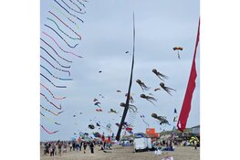 Succesvolle eerste dag Vliegerfeest in Callantsoog
