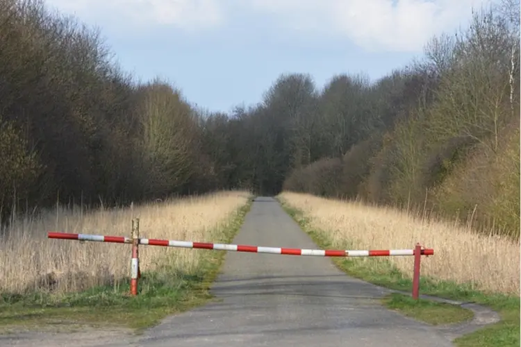 We hebben besloten: slagbomen aan kust voortaan standaard gesloten