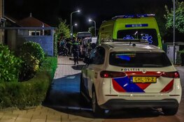 Grote politie inzet in Dirkshorn: DSI valt woning binnen