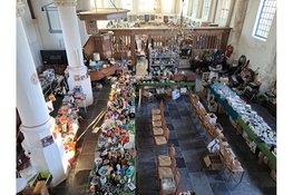 Oude Ursulakerk opent deuren voor rommelmarkt