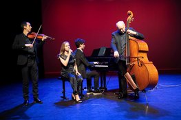 Muziektheatergroep Revolve met ’De Chaos en de Ander ’ in Scagon De Luxe