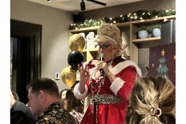 Kerstbingo met Beppie Bijsient zet De Posthoorn op stelten