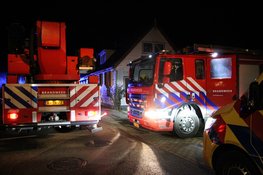 Flinke brand in bijgebouw van woning in Waarland