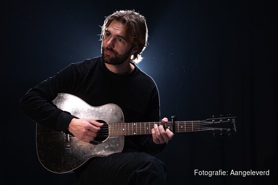 Intiem concert van Sven Ross in het Oude Schuurkerkje in Krabbendam