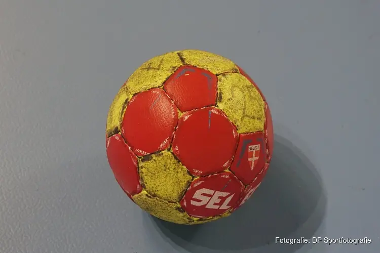 VZV sluit reguliere competitie af met ruime zege