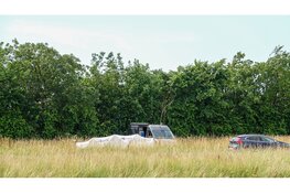 Onderzoek na vondst overleden persoon langs N9 bij 't Zand