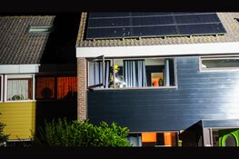 Bewoner gecontroleerd bij woningbrand in Schagen