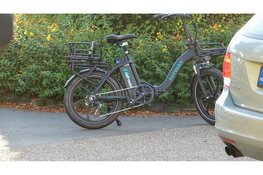 Fietser gewond na aanrijding met auto in Schagen