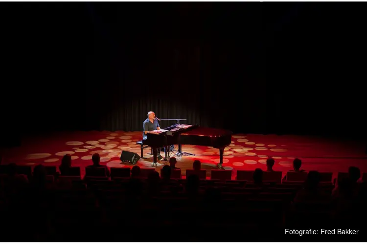 Alexander Broussard eert Billy Joel met een legendarisch concert in Scagon De Luxe