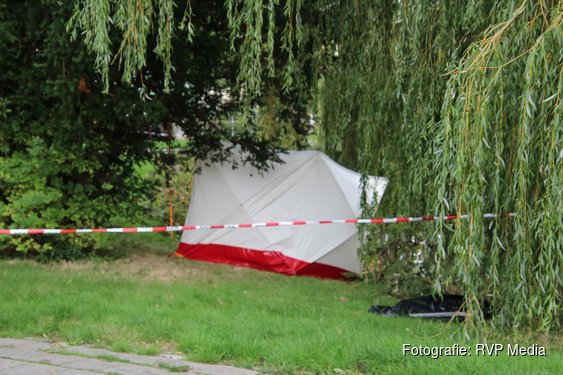 Overleden persoon aangetroffen in sloot in Schagen