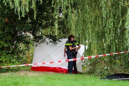 Overleden persoon aangetroffen in sloot in Schagen